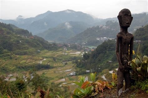  Il Bulul di Banaue: Un Talismano Animista di Pietra e Sacralità!